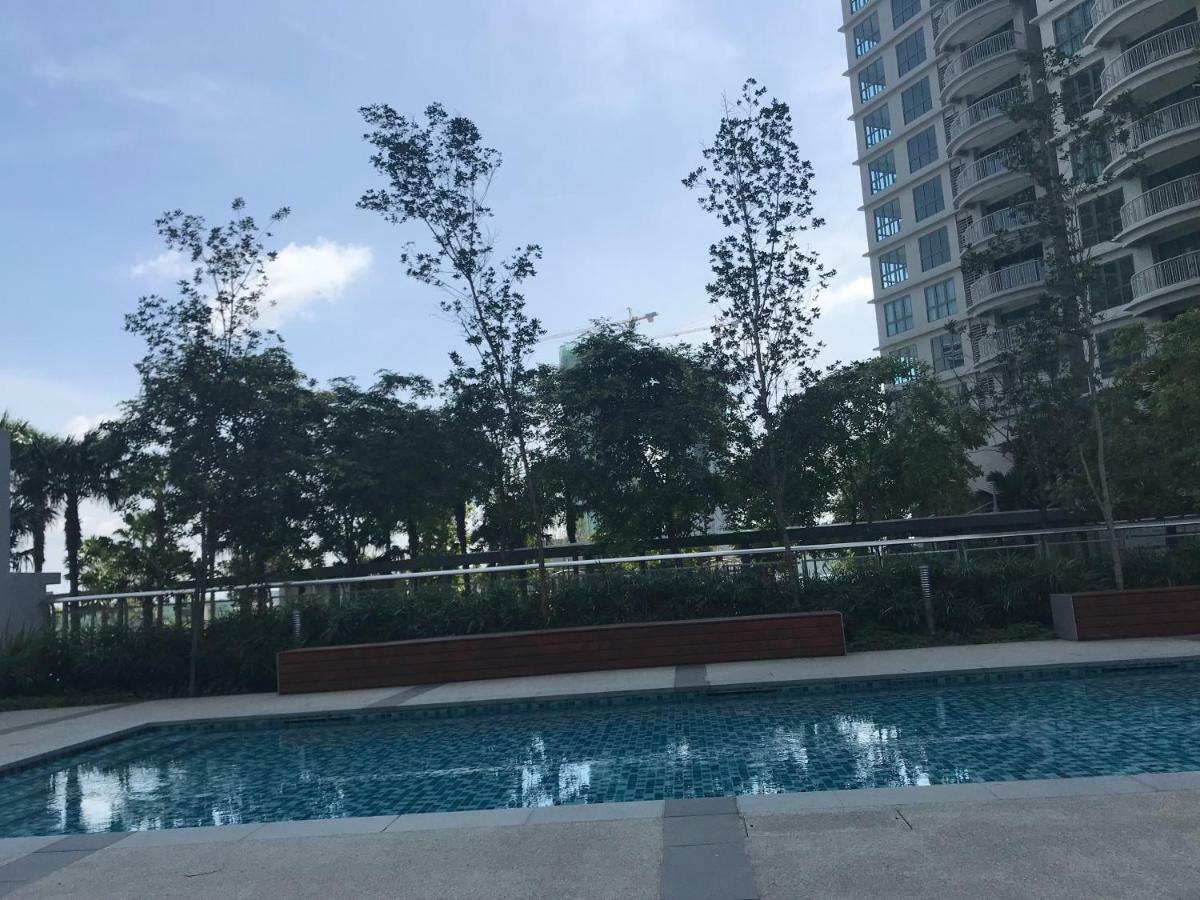 Apartment 1-4pax Mickey Mouse 1bedrm At Puteri Harbour, Teega Suite, Legoland, Lego, Iskandar